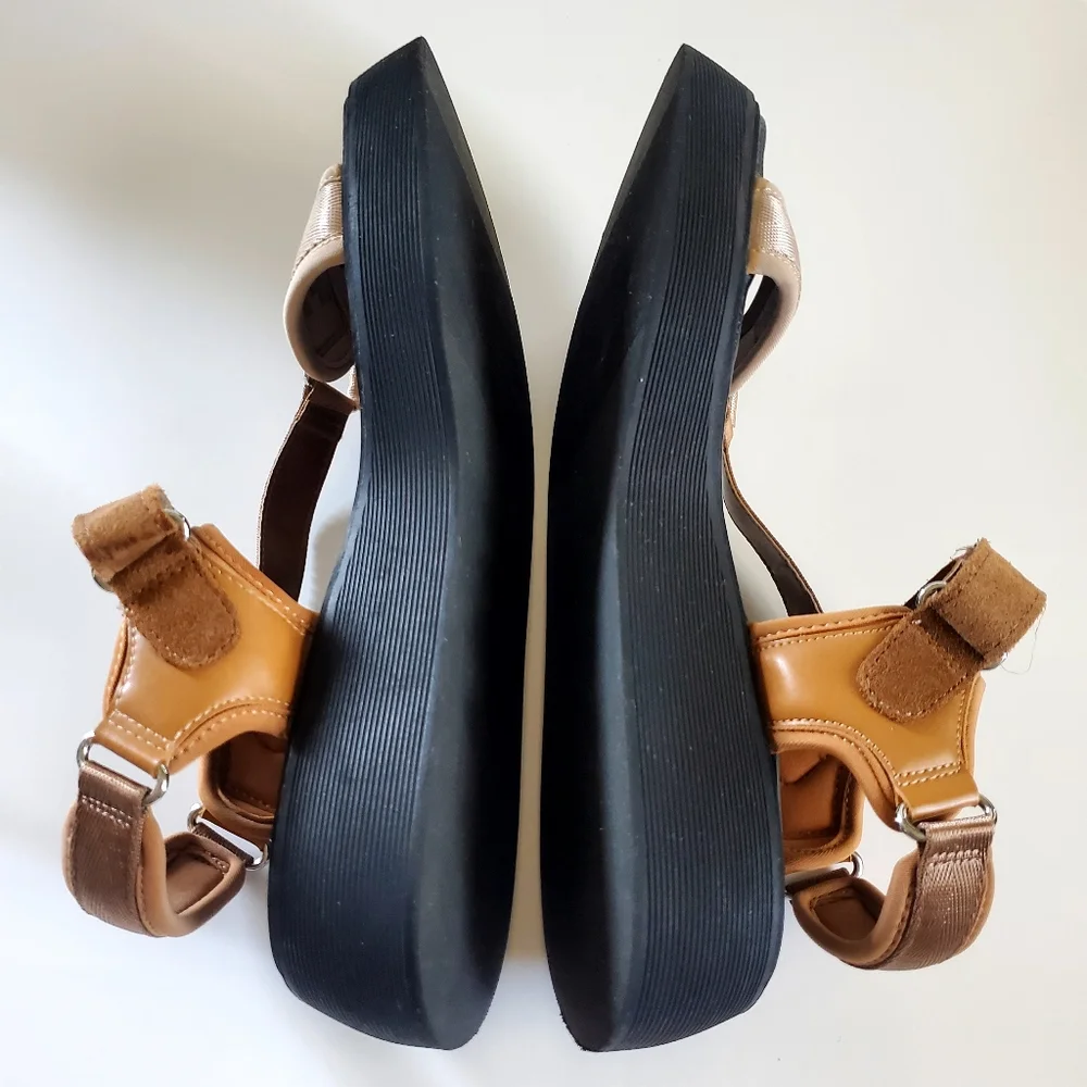 Zara Tan and Black Platform Sandals with Closure Size 9.5 - Picture 4 of 10